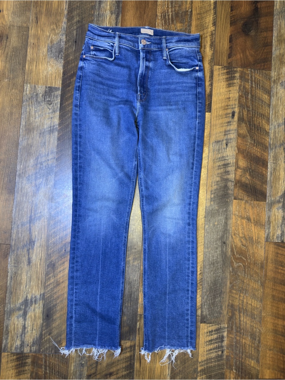 MOTHER Denim Mid Rise Dazzler Ankle Fray
Opposites Attract Size 28